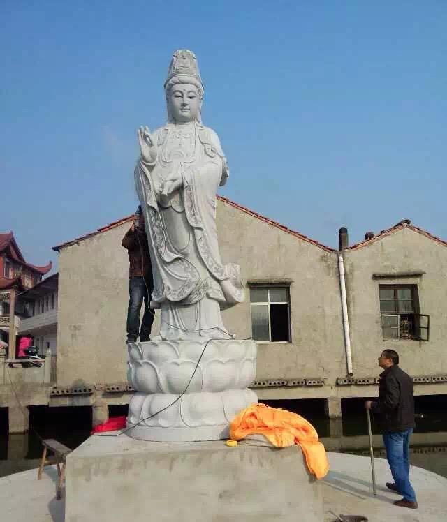 武漢石雕觀音像